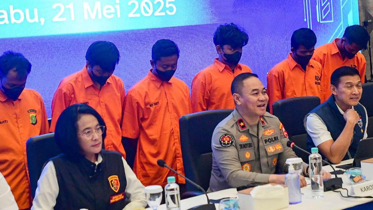 Admin Grup Facebook Fantasi Sedarah ditangkap