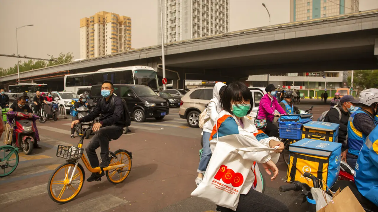 FOTO: Badai Pasir Terjang Beijing