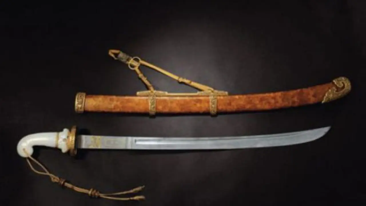Pedang Qianlong - 1