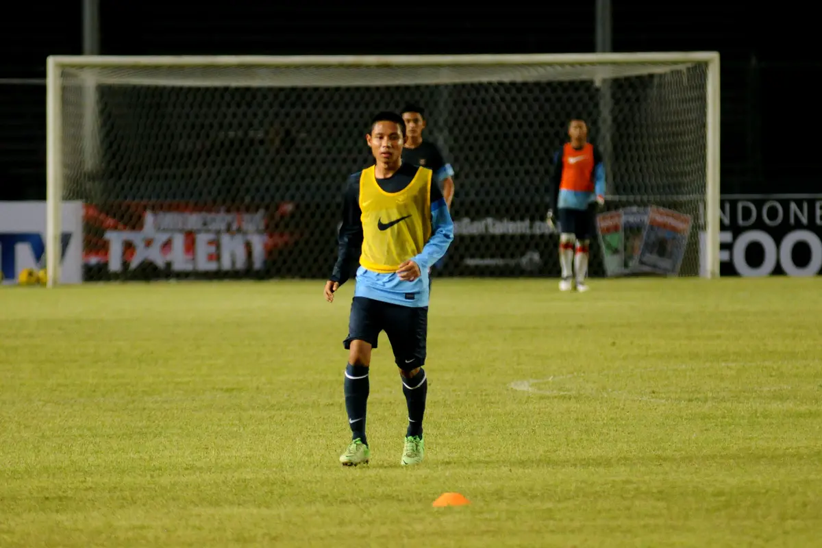 Evan Dimas