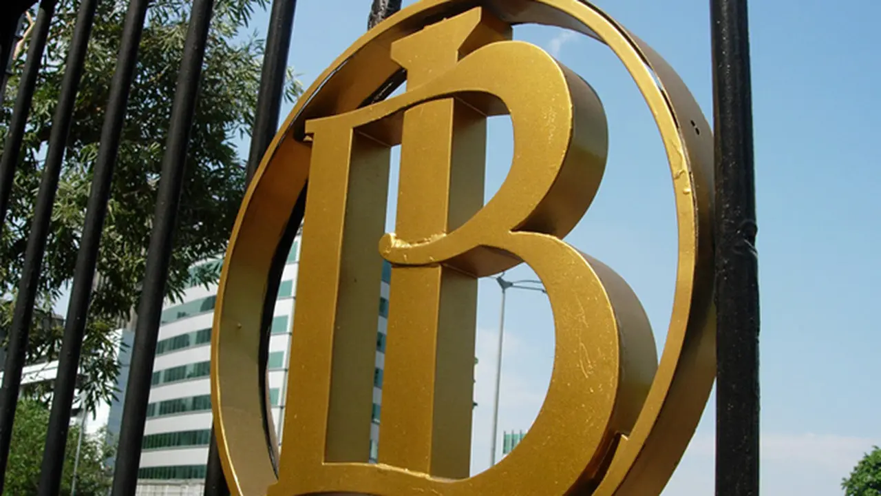 multi-bank-indonesia-7-131220c.jpg