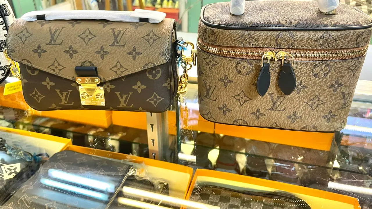 Tas mewah KW