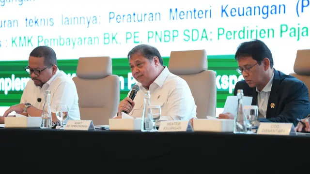 Menteri Koordinator Bidang Perekonomian Airlangga Hartarto dalam konferensi pers Danantara Sumberdaya Indonesia , Minggu (31/5/2026). (Istimewa)