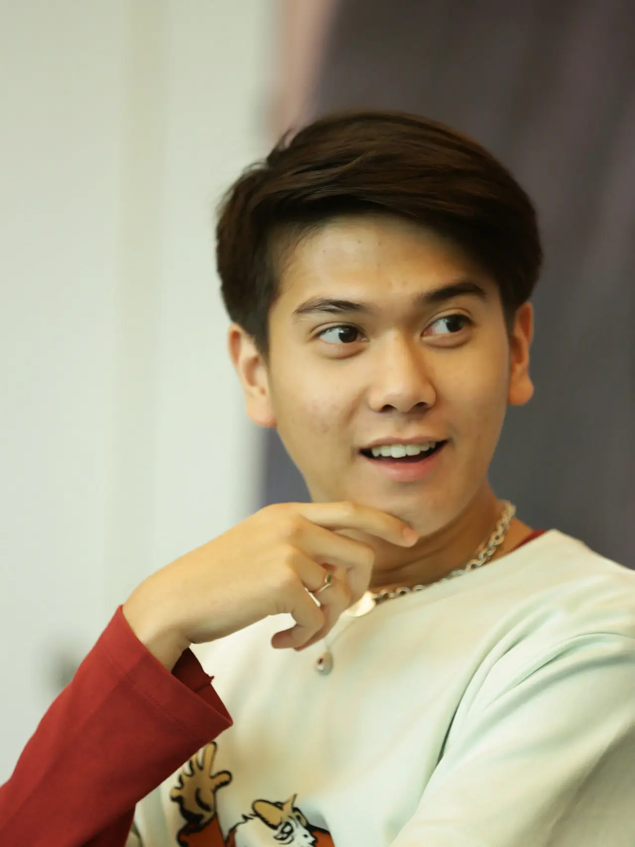 Iqbaal Ramadhan Ungkap Sudah Punya Pacar, Siapa Dia?