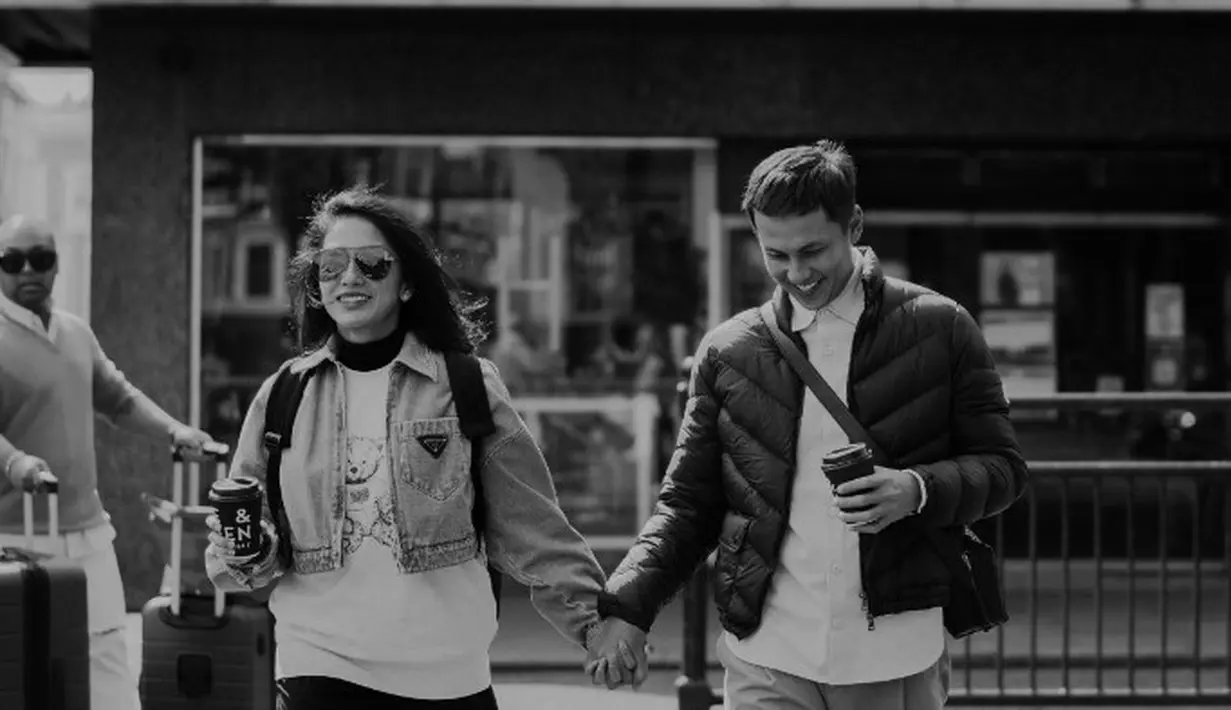 Ussy Sulistiawaty dan Andhika Pratama [Instagram/ussypratama]