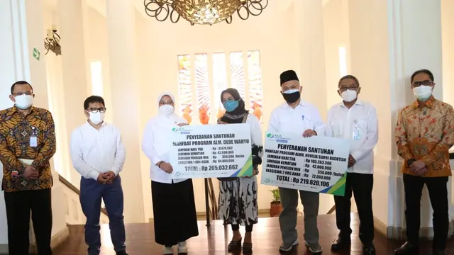 Menaker Ida Apresiasi Kontribusi Bio Farma Jaga Ketersediaan Vaksin COVID-19