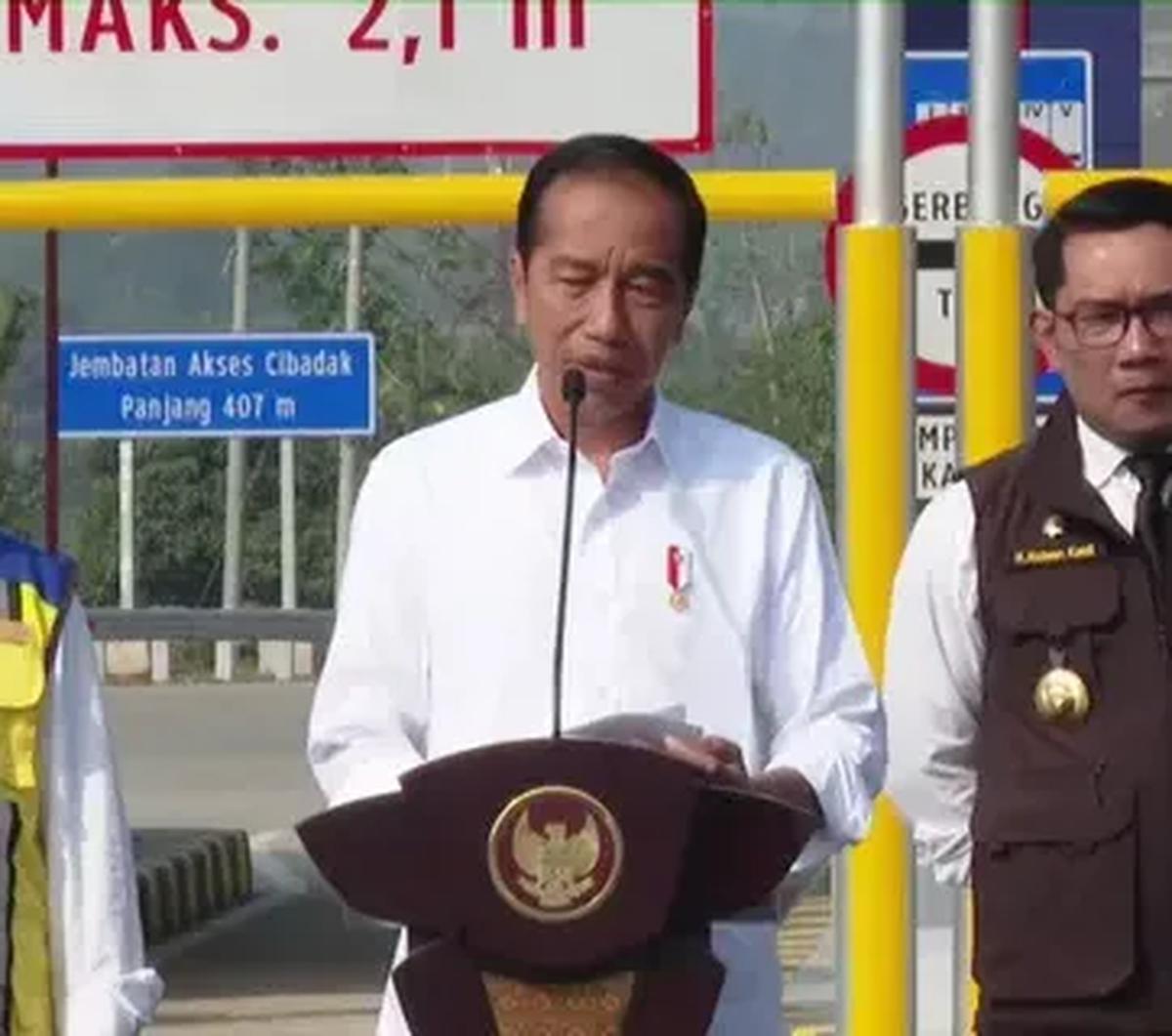 Herry juga mengatakan Tol Bocimi Seksi 3 Cibadak-Sukabumi Barat segera dibangun. Mengingat pembebasan lahannya sudah mencapai 86 persen.