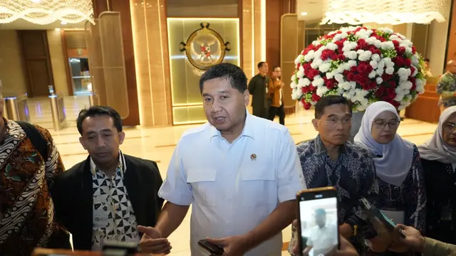 Menteri Perumahan dan Kawasan Permukiman (PKP) Maruarar Sirait