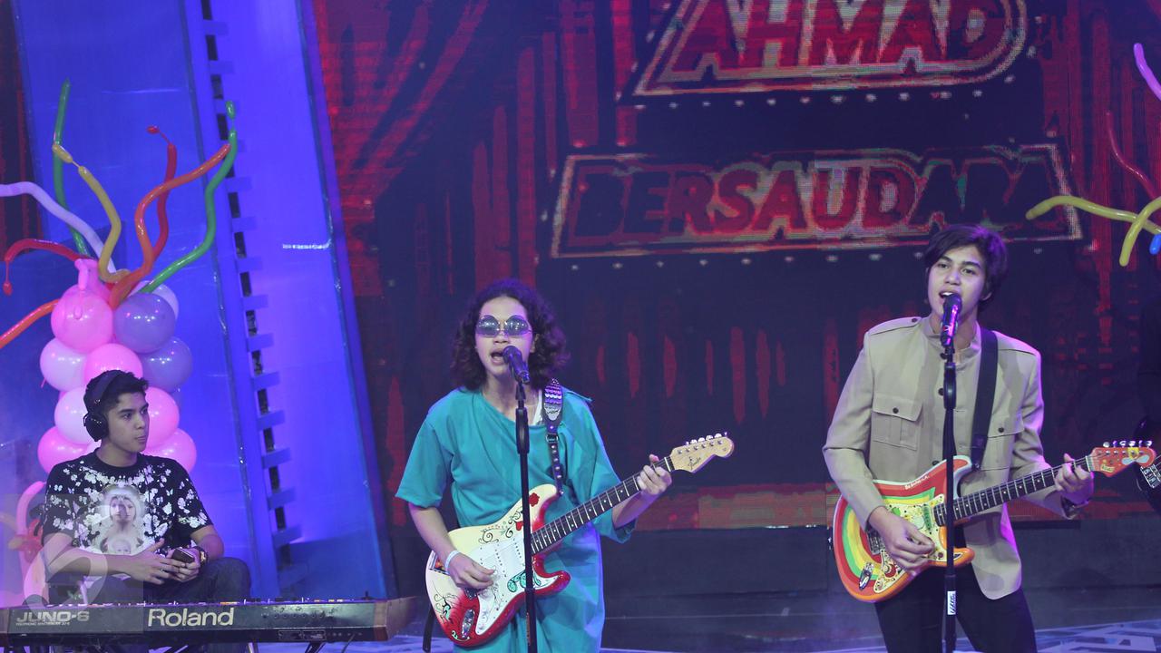 20151222-Keakraban Empat Buah Hati Ahmad Dhani di Tengah Kisruh Dhani-Maia-Mulan -Jakarta