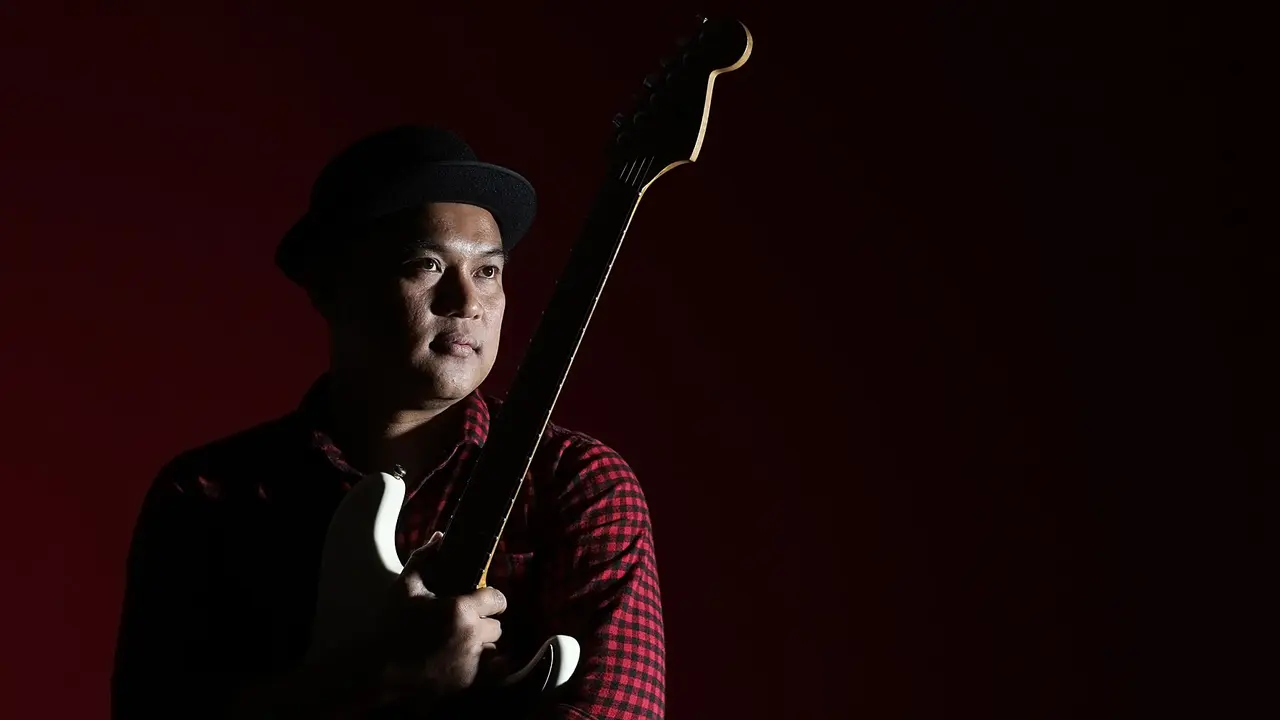 [Bintang] Posan Tobing Ungkap Kisah Pemuja Rahasia di Single Baru