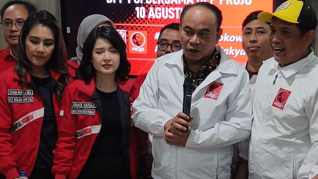 Selain itu, Grace mengungkapkan, pertemuan itu juga sempat membahas masalah persatuan kebangsaan dan melanjutkan kebijakan pembangunan Presiden Joko Widodo.