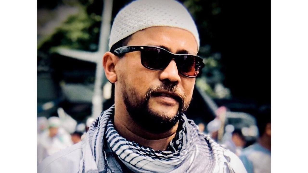 Tak sedikit yang terkejut saat mengetahui kabar kepergain almarhum. Terutama orang-orang yang mengenal almarhum.<br>