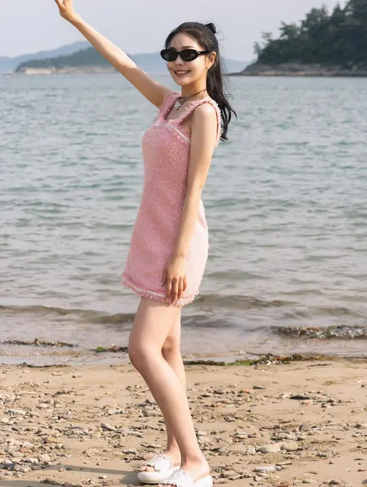 Ia cukup menuai kritik karena memakai tangisan untuk curi perhatian. Interaksinya dengan Gwan Hee ramai jadi perbincangan hangat. [Instagram.com/@joymingzi_]