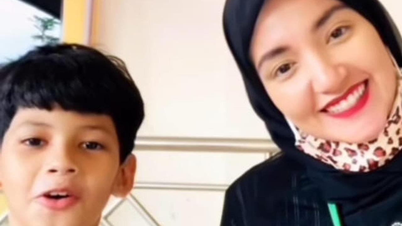 Tak Bisa Bertemu dengan Bebas, Tsania Marwa Kirim Doa Tulus untuk Anak-Anaknya yang Kini Tinggal Bersama Atalarik Syach