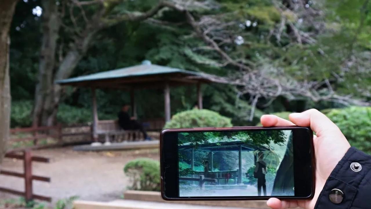 5. Japanese Garden Shinjuku Gyoen Muncul di Film Makoto Shinkai