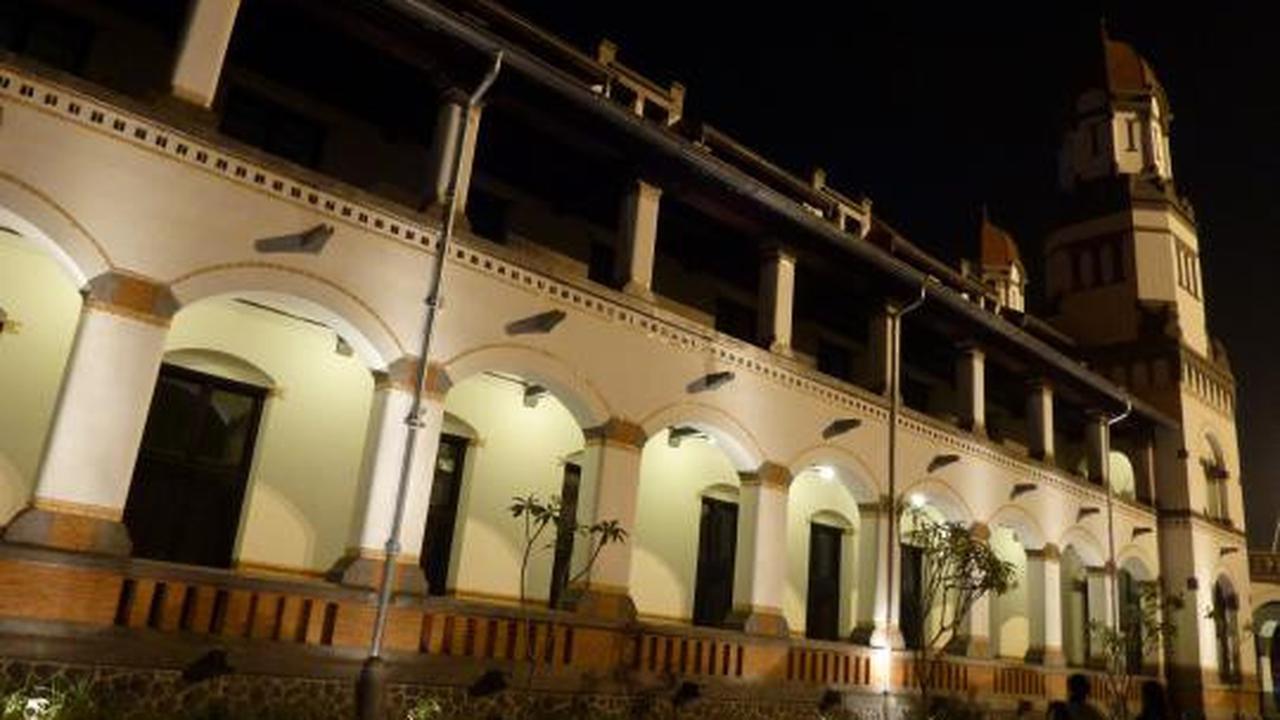 Menelusuri Lawang Sewu Semarang yang terkenal angker