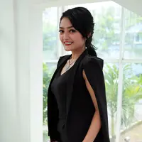 Sebagai salah satu pengisi dalam album kompilasi DanceDhut Nation 2016 yang mendapatkan rekor MURI, Siti Badriah mengaku bangga. (Deki Prayoga/Bintang.com)