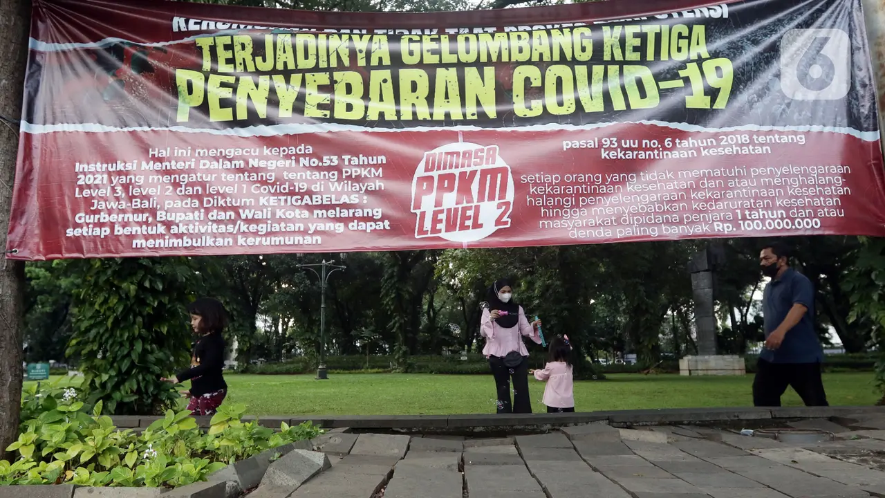 FOTO: Antisipasi Gelombang Ketiga, PPKM Level 3 Bakal Diberlakukan di Seluruh Indonesia Saat Nataru