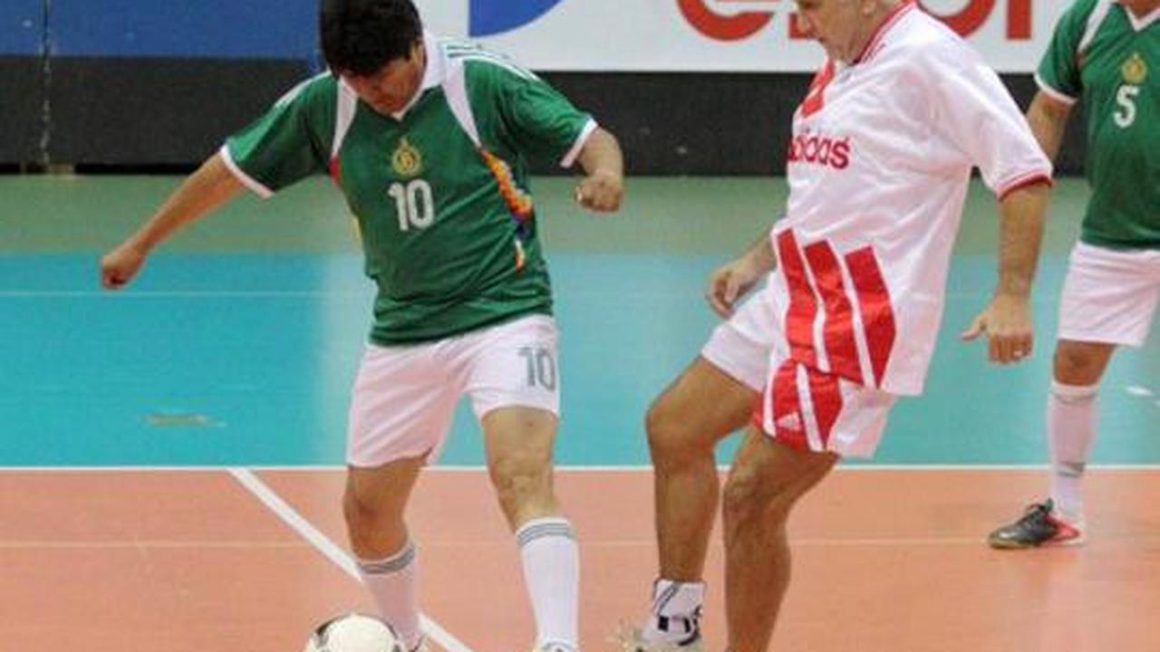 Ketika presiden main futsal 