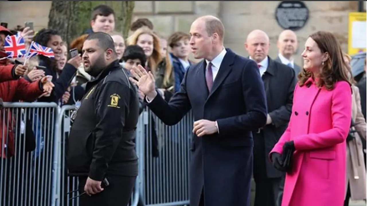 Serba Pink, Apakah Tanda Anak Ketiga Kate Middleton Perempuan?