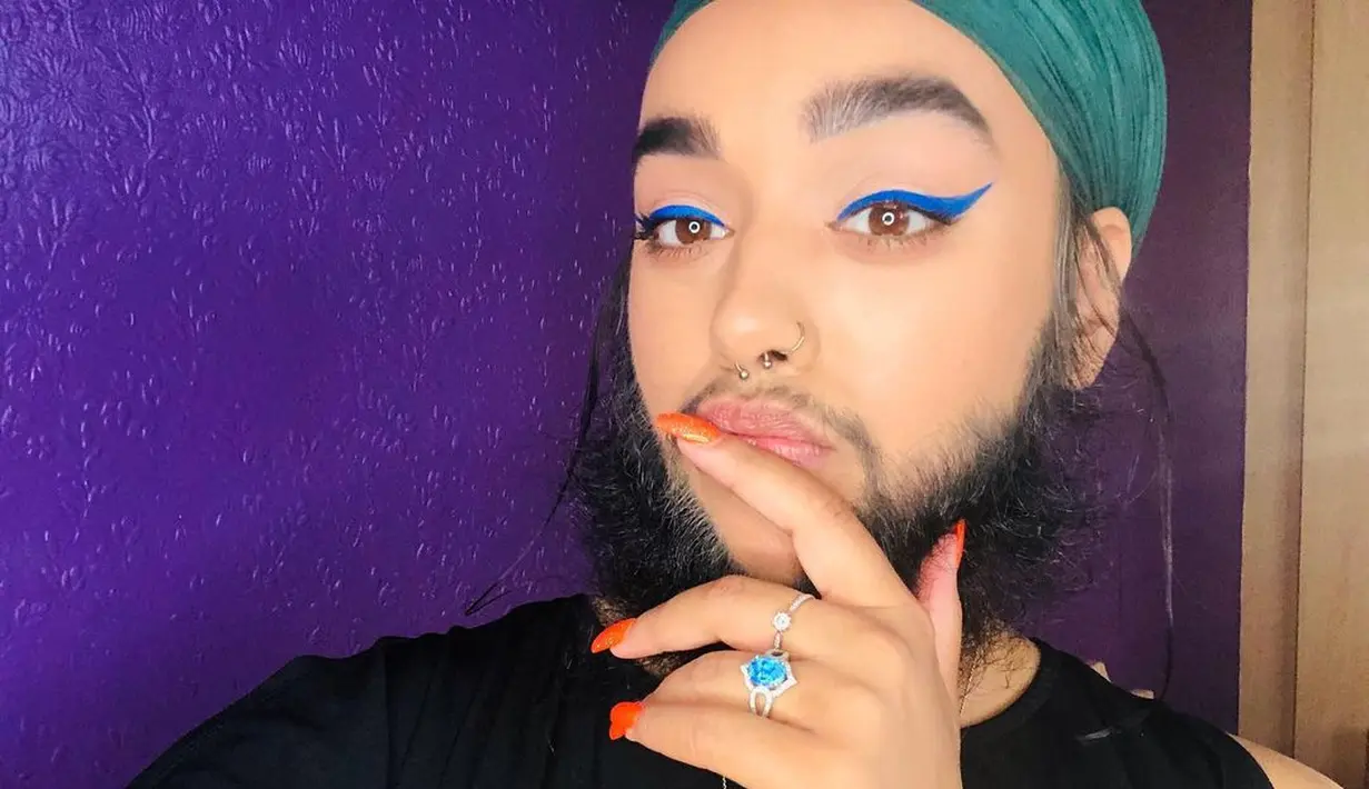 Ia pernah menjalin hubungan dengan seorang pria, namun pasangannya sangat posesif sehingga ia putus dengannya. (Foto: Instagram/ @HarnaamKaur)