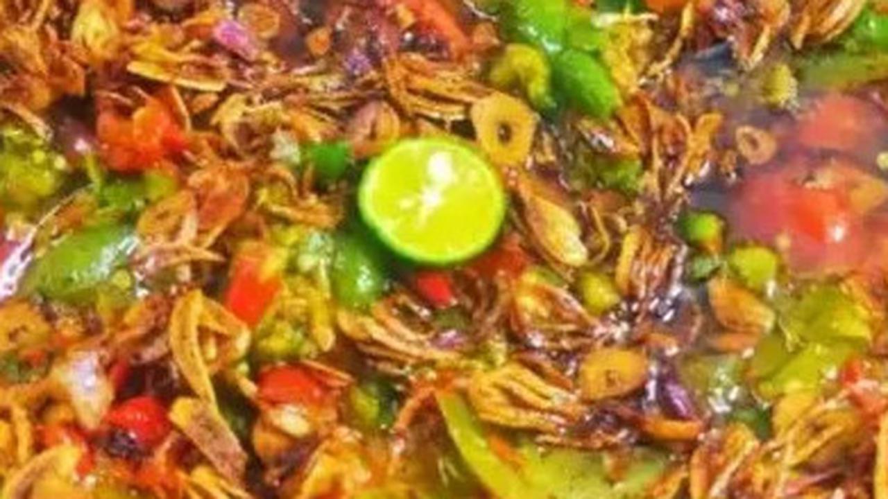 3 Resep Sambal Pecak yang Bikin Lauk Makan Makin Lezat
