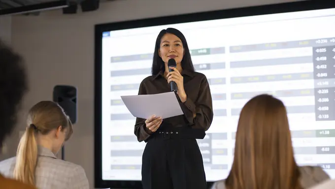 Melatih public speaking dengan cara sederhana