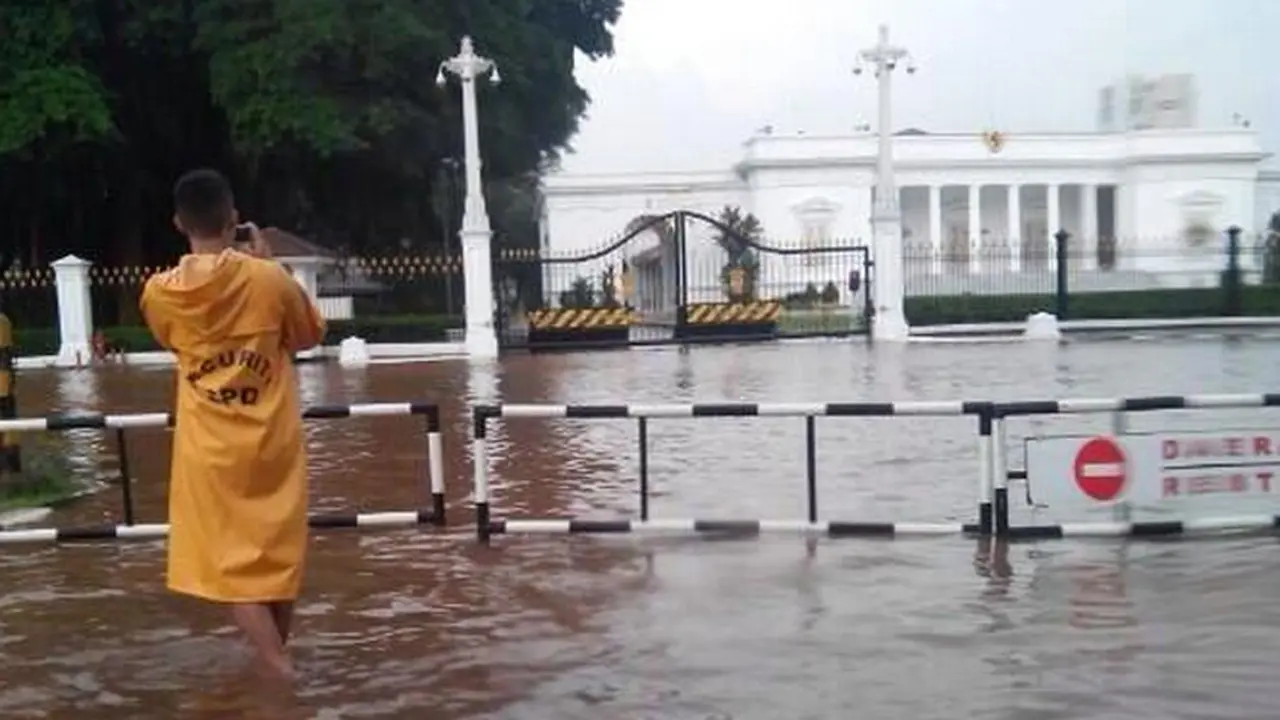 banjir-istana-negara-2-140205b.jpg