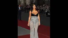 Kim Kardashian tak pernah absen tampil seksi saat mengunjungi London, (2/9/14). (Dailymail)