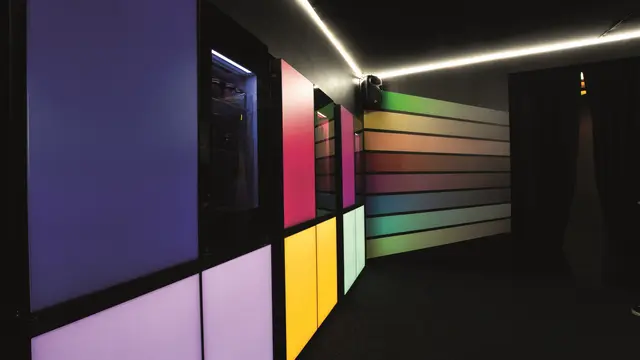 Kulkas Unik Dapat Berubah Warna Bakal Mejeng di Vivid Sydney 2023