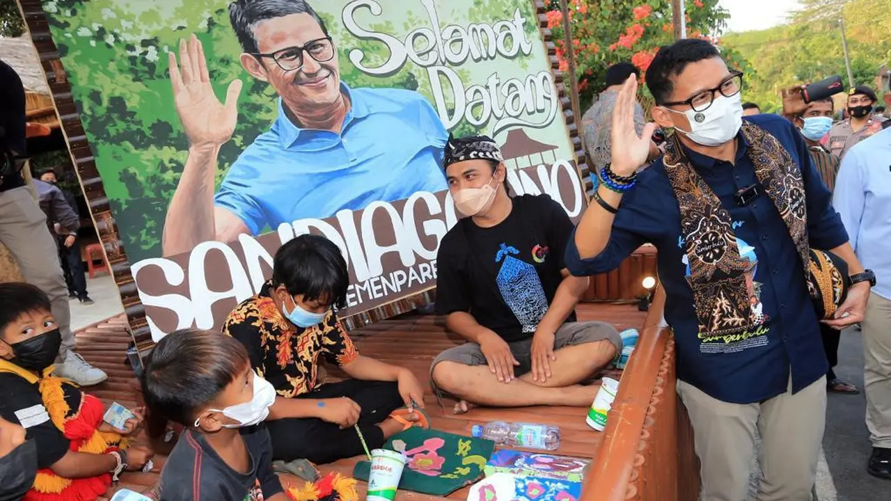 Sandiaga mendatangi desa wisata Sumberbulu Karanganyar. (Istimewa)