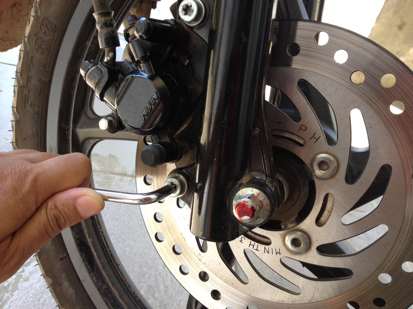 Yuk! Pasang Brake Pads Sendiri Tips