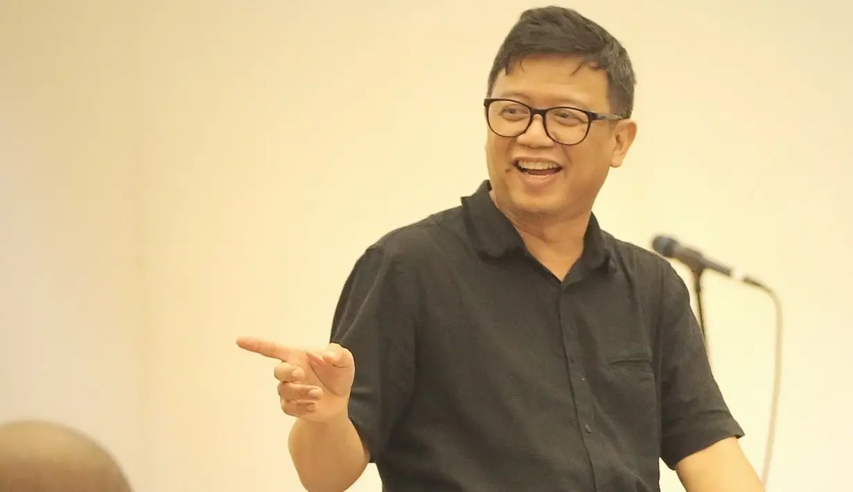 <p>Avip Priatna Tribute To Michael Jackson</p>