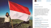 Pevita Pearce mengunggah foto saat berpose di puncak gunung Mahameru. (foto: instagram.com/pevpearce)