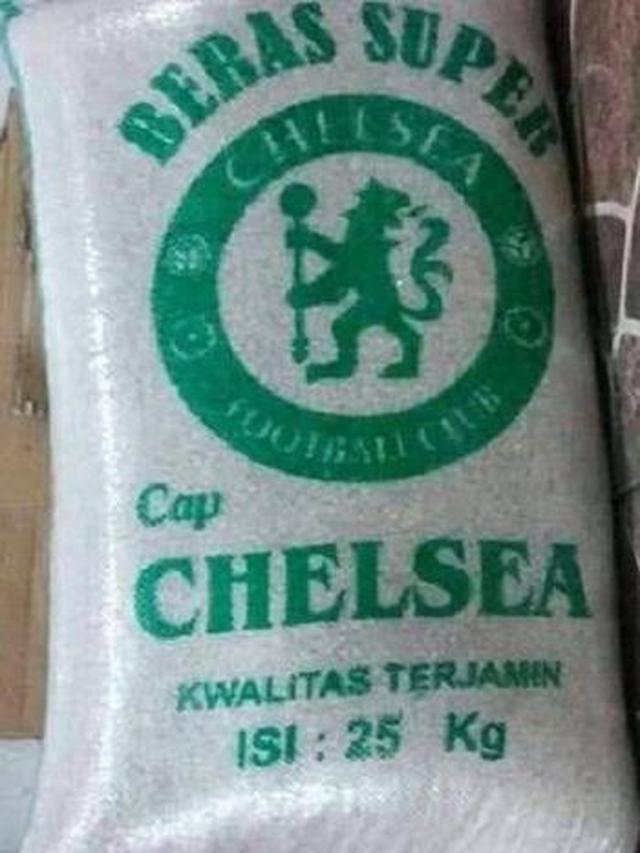 6 Merek Beras Libatkan Klub Sepak Bola Ini Bikin Geleng Kepala