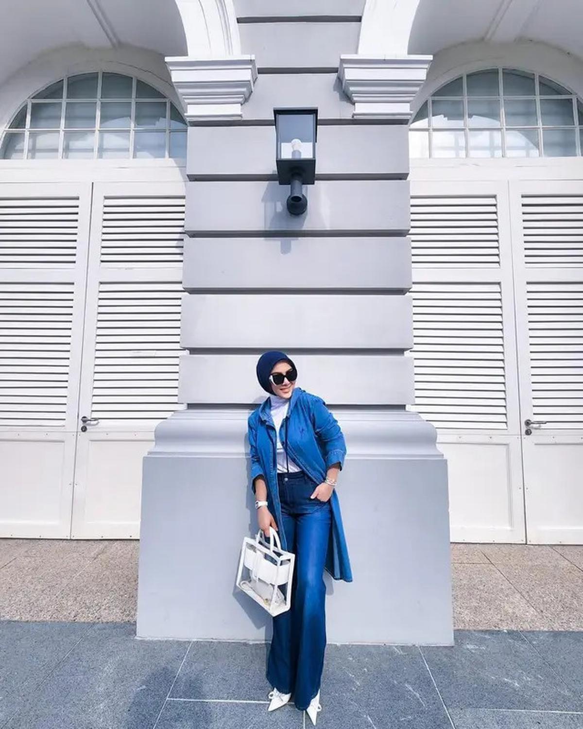10 Pilihan Model Tas Putih ala Syahrini, dari Model Klasik hingga Super Langka