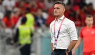 Pelatih timnas Inggris Kanada #00, John Herdman, berjalan di lapangan sebelum pertandingan Grup F Piala Dunia Qatar 2022 antara Kanada dan Maroko di Stadion Al-Thumama, Doha, pada 1 Desember 2022. (Patrick T. Fallon/AFP)