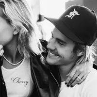 Hailey dan Justin sendiri pun kini dikabarkan sudah mulai merencanakan pesta pernikahan mereka. (instagram/justinbieber)
