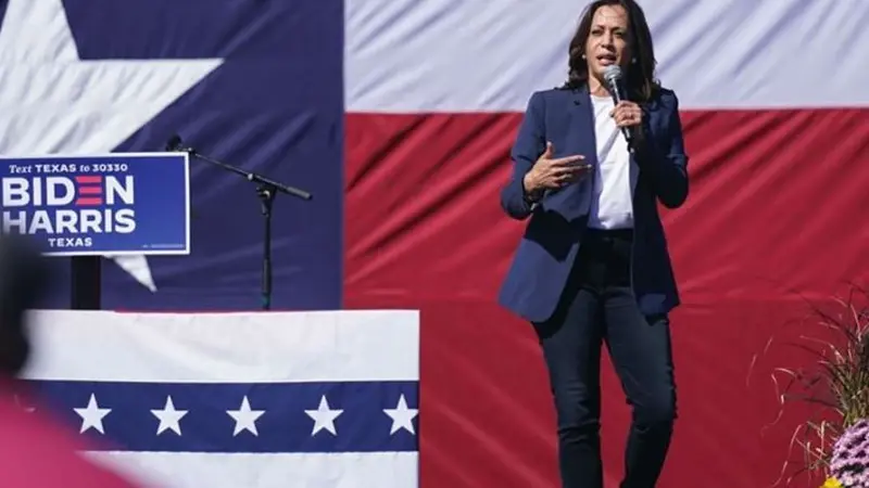 Sejarah Sepatu Converse Chuck Taylor All Star Favorit Wapres AS Terpilih Kamala Harris