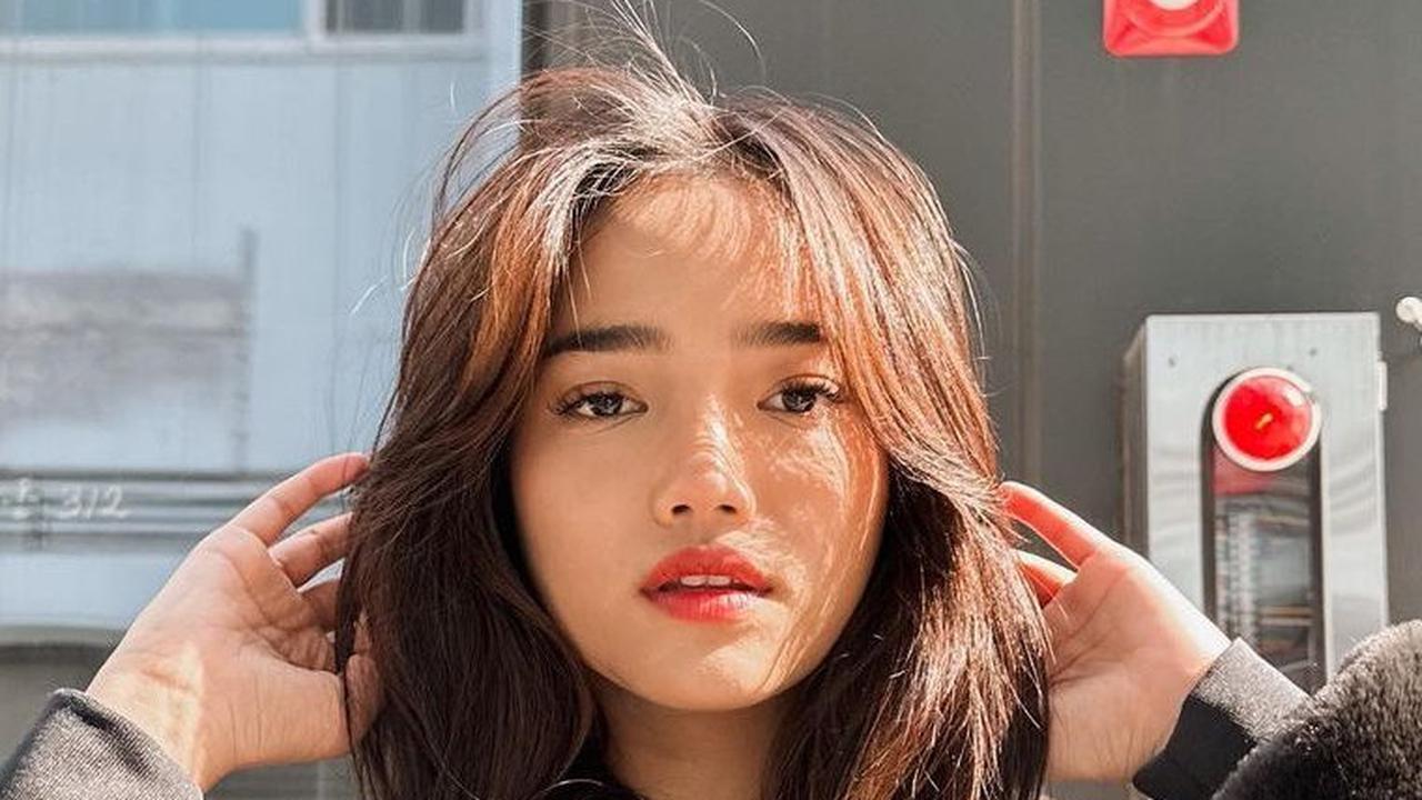 Ditegur Tak Boleh Sombong saat Bertemu Penggemar, Begini Respons Fuji yang Jadi Sorotan