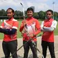 Tim panahan putra Indonesia Riau Ega Agatha Salsabila, Arif Dwi Pangestu, dan Alviyanto Bagas Prastyadi mengamankan tiket ke Olimpiade Tokyo 2020. (Dok. NOC Indonesia)