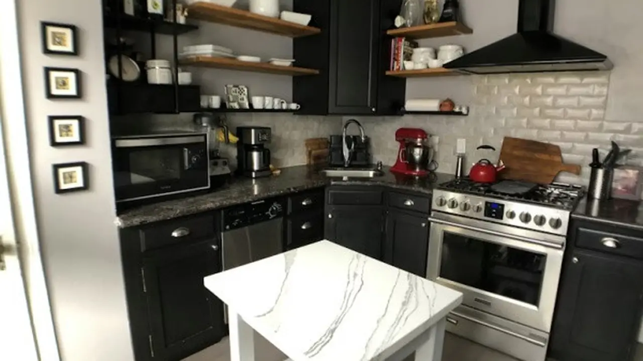 Model Dapur Modern Klasik/Photo by olive Bauers on Unsplash