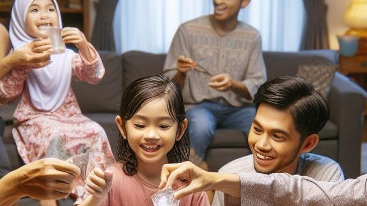Doa Mau Makan dan Artinya, Lengkap dengan Adab dan Keutamaannya
