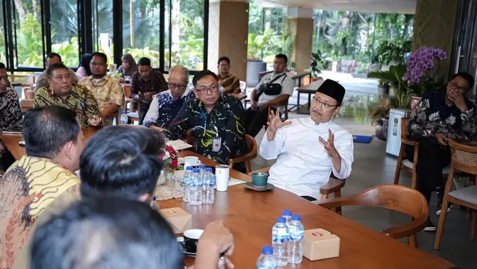 Gus Ipul Minta Bupati Bandung Barat dan Pekalongan Perluas Agen Perlinsos Digital