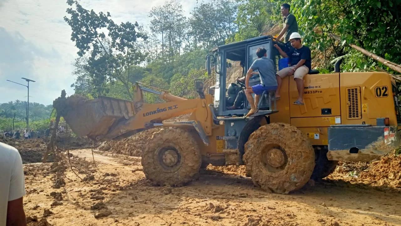 VIDEO: TNI Ungkap Sulitnya Bantuan Jangkau Aceh, BBM Langka dan Jalur Terisolir