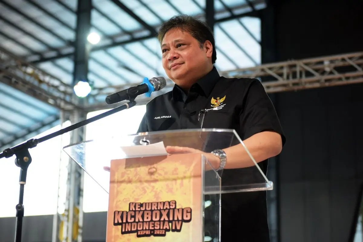 Menteri Koordinator Bidang Perekonomian Airlangga Hartarto membuka Kejurnas Kickboxing Indonesia IV tahun 2022 di Batam, Jumat (07/10/2022). (Dok Kemenko Perekonomian)