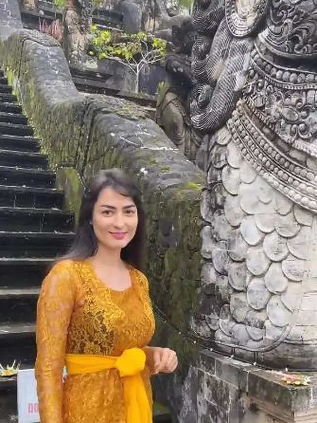 Tampil Awet Muda, Ini 7 Potret Terbaru Marissa Christina yang 10 Tahun Menjanda