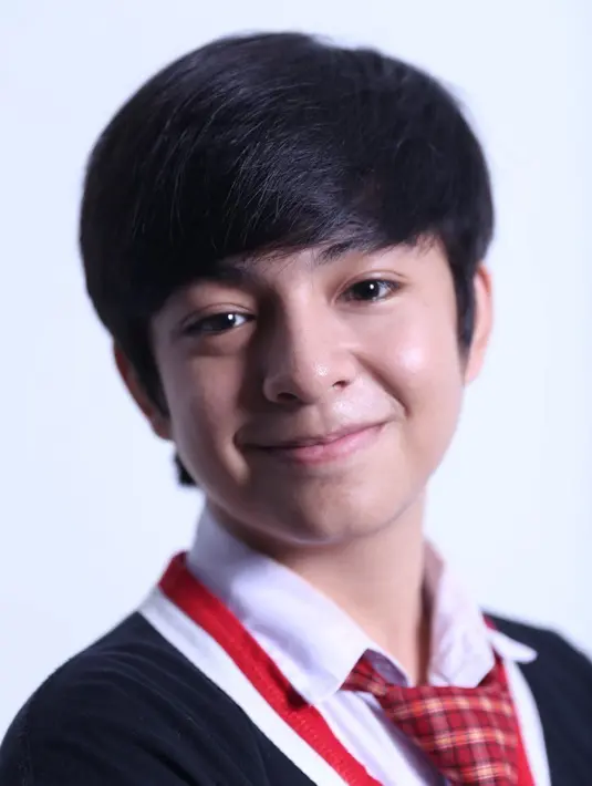 Kebanggaan dan kegembiraan dirasakan oleh Angga Aldi bisa menjadi salah satu pengisi acara ultah stasiun televisi swasta yang membesarkan namanya tersebut. (Nurwahyunan/Bintang.com)