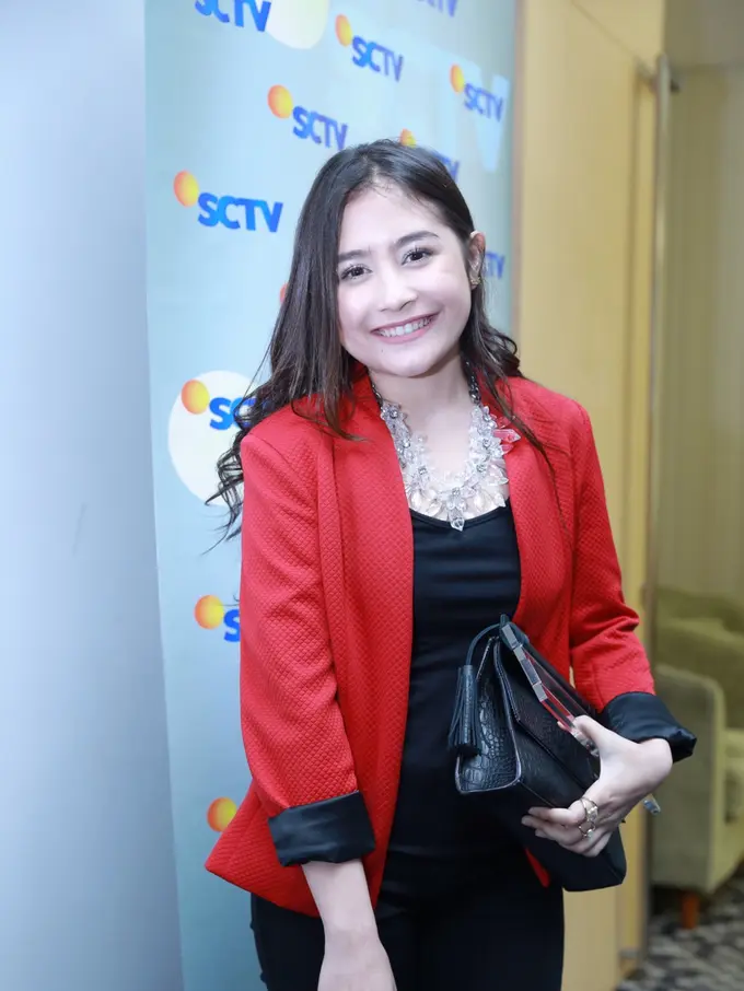 Prilly Latuconsina