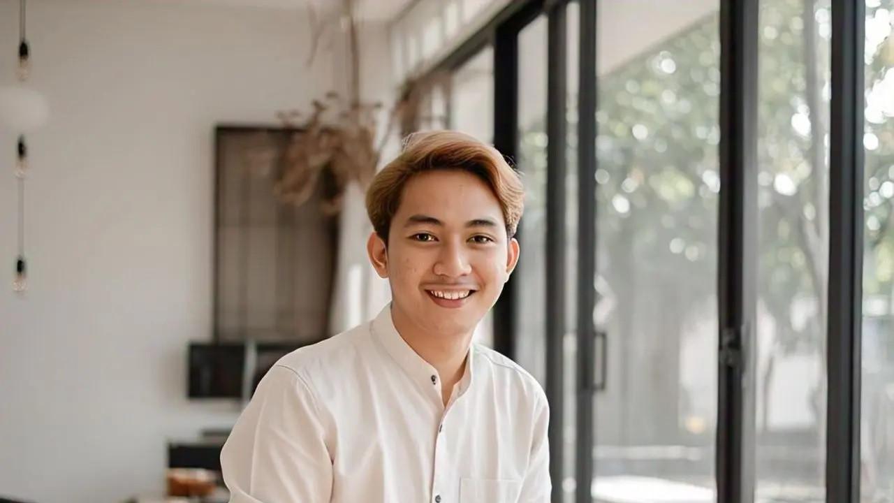 7 Inspirasi Warna Rambut Pria Indonesia, Bikin Penampilanmu Jadi Keren